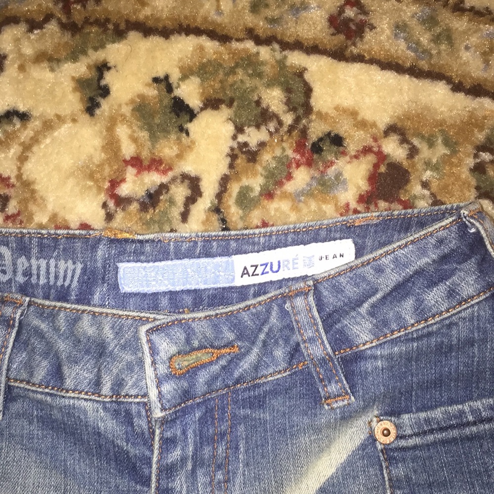 Azure Jeans - Picture 4 of 6